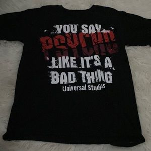 Universal studios shirt size S
